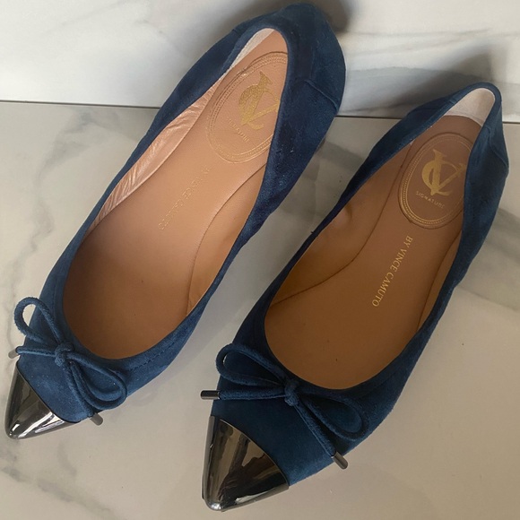 Vince Camuto Signature Suede Pointy Toe Ballerinas Navy / Pewter 7.5 - Picture 3 of 8